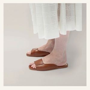 Wilder Maude Slides in Tan